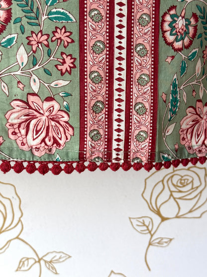 Rose Garden Sleeveless Blouse