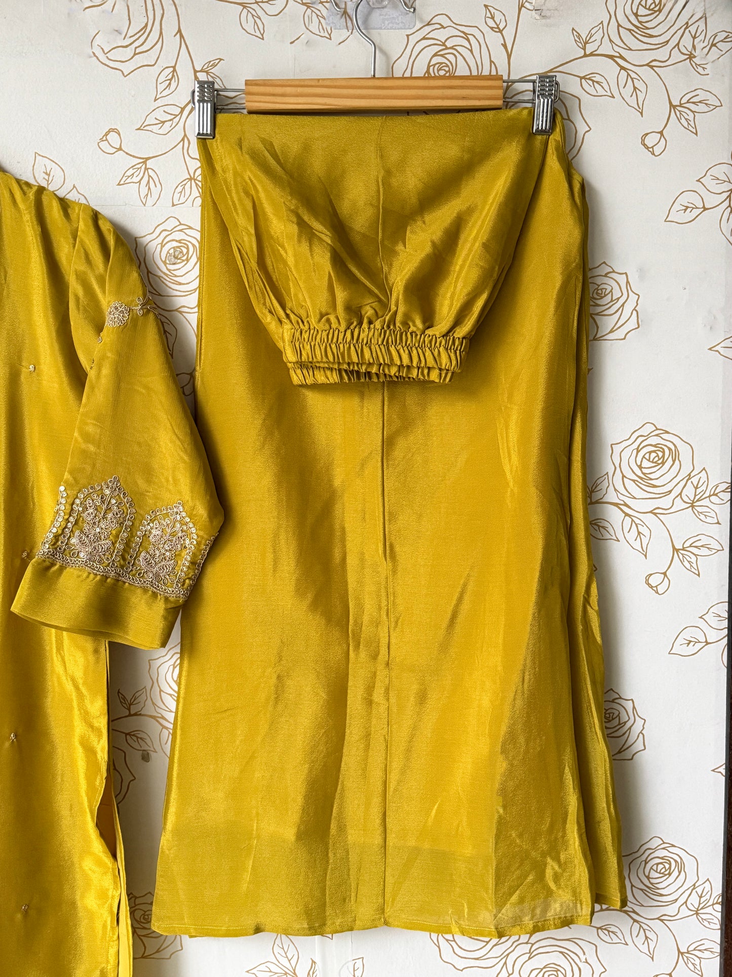Aaria Antique Gold 3-Piece Co-ord Set